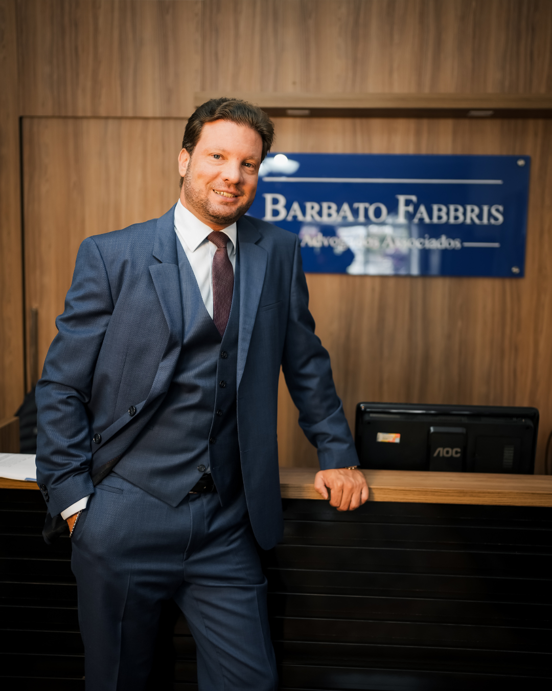 Dr. Rodrigo Barbato Fabbris